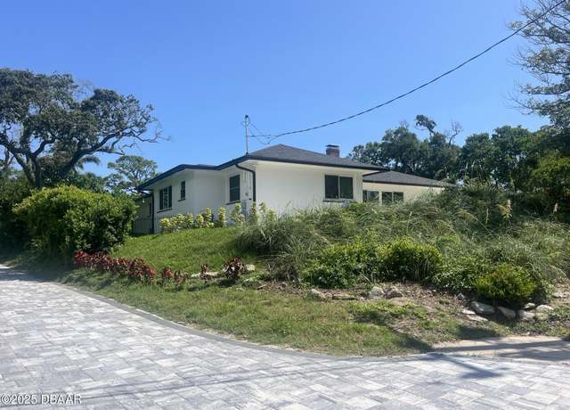 Property at 111 Lenox Ave, Daytona Beach, FL 32118, 3 beds, 3 baths