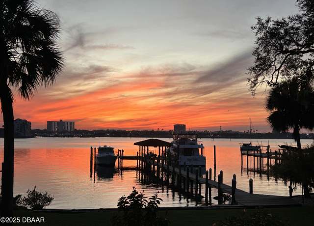 Property at 6 Rosalyn Lndg, Daytona Beach, FL 32118, 3 beds, 3 baths