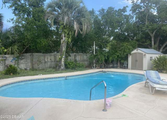 Property at 13037 Loblolly Ln N, Jacksonville, FL 32246, 4 beds, 2.5 baths