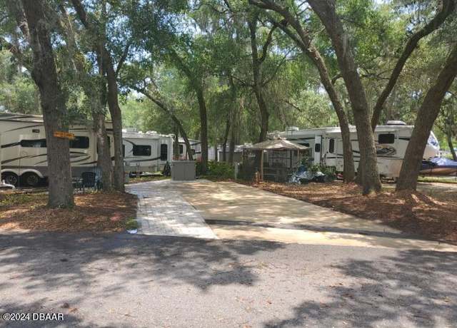 Property at 25160 NE 140th Lot 238 Loop, Salt Springs, FL 32134