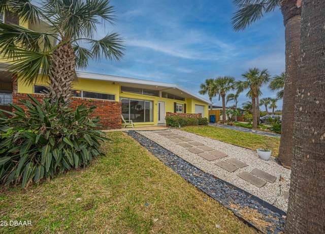 Property at 215 Venetian Way S, Port Orange, FL 32127, 4 beds, 3 baths