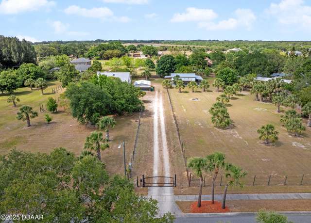 Property at 350 Citrus Club Dr, Merritt Island, FL 32953, 4 beds, 2.5 baths