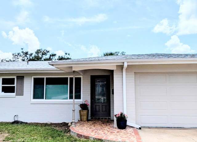 Property at 470 N Halifax Dr, Ormond Beach, FL 32176, 3 beds, 2.5 baths