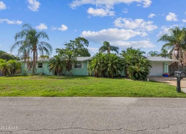 Property at 225 Sherwood Ln, Daytona Beach, FL 32117, 4 beds, 3 baths