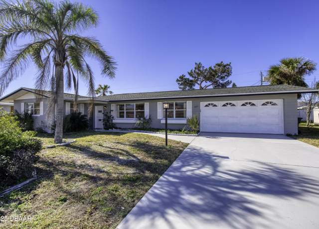 Property at 3041 N Oleander Ave, Daytona Beach, FL 32118, 3 beds, 2 baths