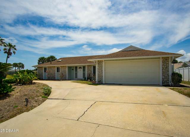 Property at 33 Sea Harbor Dr E, Ormond Beach, FL 32176, 3 beds, 2 baths