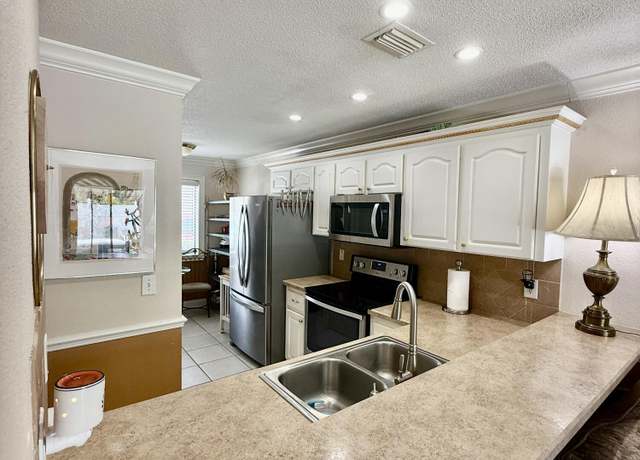 Property at 480 Reed Canal Rd #55, South Daytona, FL 32119, 2 beds, 1.5 baths