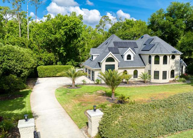 Property at 2 Broadwater Dr, Ormond Beach, FL 32174, 5 beds, 4.5 baths