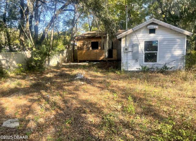 Property at 239 S Pine St, Deland, FL 32724