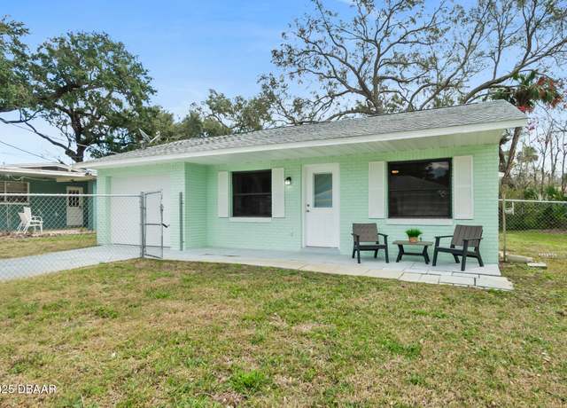 Property at 124 Oak Ridge Ave, Edgewater, FL 32132, 2 beds, 2 baths