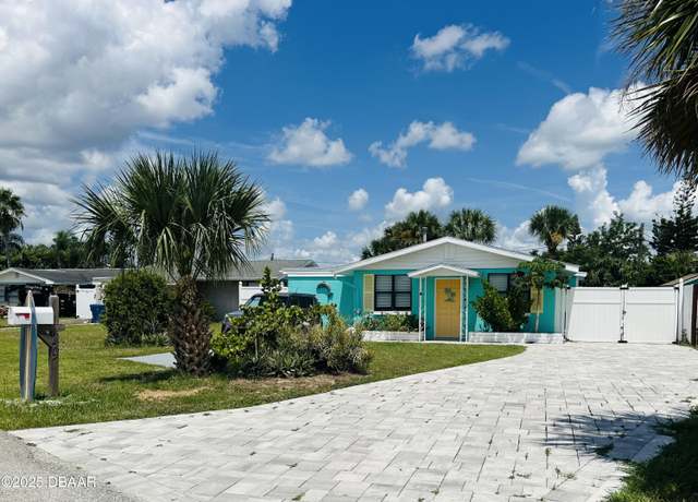 Property at 49 Alamanda Dr, Ormond Beach, FL 32176, 2 beds, 2 baths