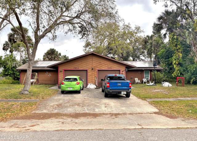 Property at 1303 Bond St, Edgewater, FL 32132, 2 beds, 1.5 baths