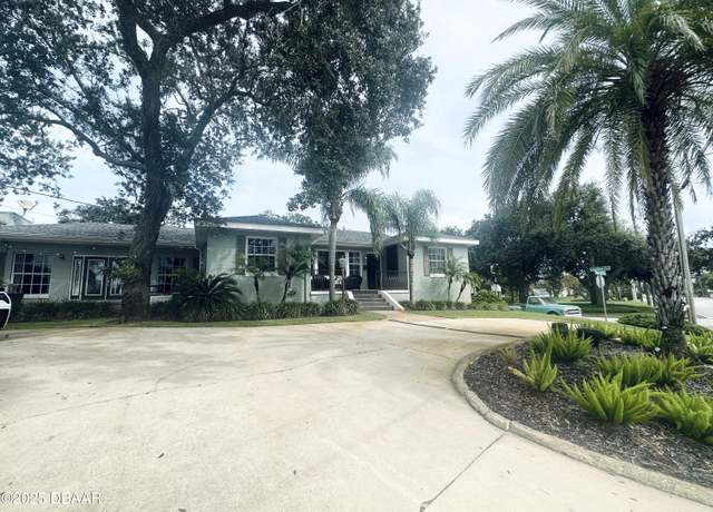 Property at 1608 N Halifax Ave, Daytona Beach, FL 32118, 4 beds, 5 baths