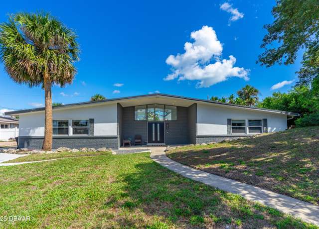 Property at 175 Royal Dunes Cir, Ormond Beach, FL 32176, 4 beds, 2.5 baths
