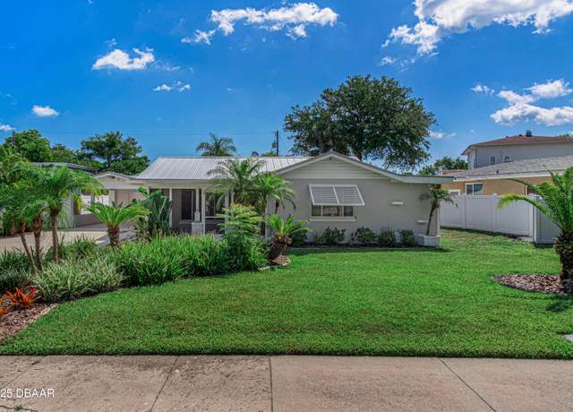 Property at 739 Buena Vista Ave, Ormond Beach, FL 32174, 3 beds, 3 baths