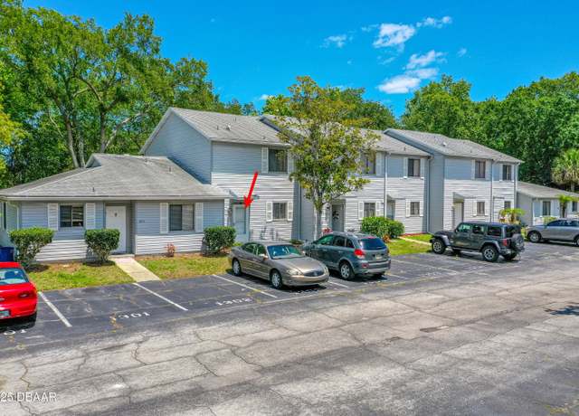Property at 1302 Deer Springs Rd, Port Orange, FL 32129, 2 beds, 2.5 baths