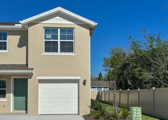 Property at 525 Zinfandel Dr, Holly Hill, FL 32117, 3 beds, 2.5 baths