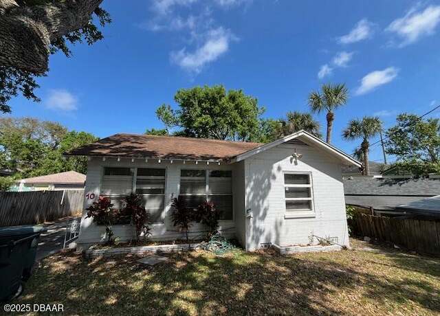 Property at 10 Lantana Ter, Daytona Beach, FL 32118, 2 beds, 1 bath