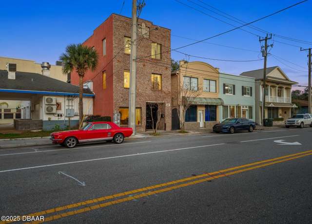Property at 307 S Palmetto Ave, Daytona Beach, FL 32114, 3 beds, 3 baths