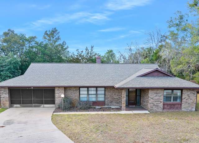 Property at 5 Blair Ct, Palm Coast, FL 32137, 3 beds, 2 baths