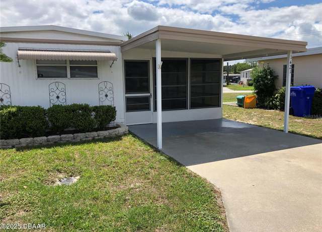 Property at 1421 S Shore Dr, Tavares, FL 32778, 2 beds, 1 bath
