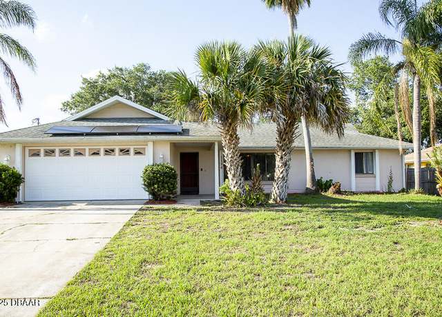 Property at 1194 Azora Dr, Deltona, FL 32725, 3 beds, 2 baths