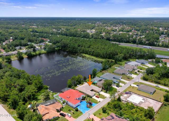 Property at 5 Freneau Ln, Palm Coast, FL 32137, 8 beds, 4 baths