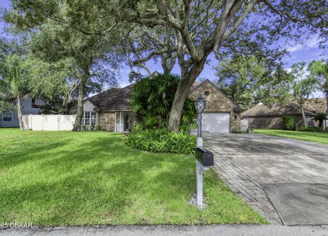 Property at 420 Sand Creek Ln, Ormond Beach, FL 32174, 4 beds, 2.5 baths