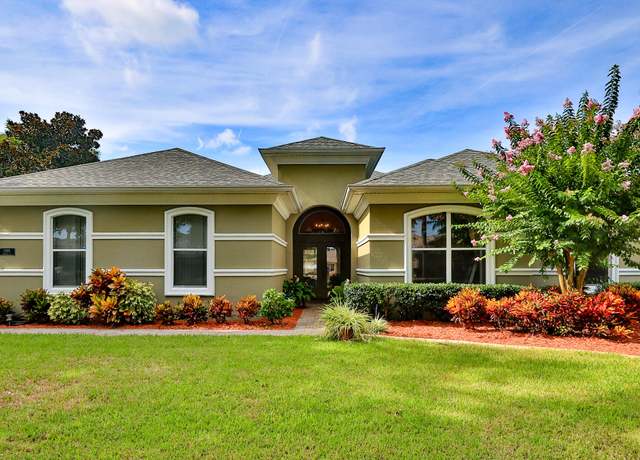 Property at 4269 Mayfair Ln, Port Orange, FL 32129, 4 beds, 2.5 baths