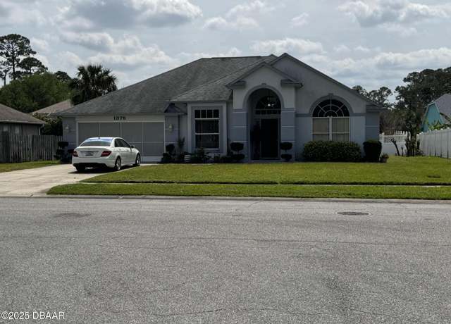 Property at 1375 S Wembley Cir, Port Orange, FL 32128, 4 beds, 2 baths