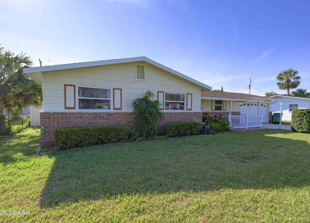 Property at 531 Eagle Dr, Daytona Beach, FL 32117, 3 beds, 2 baths