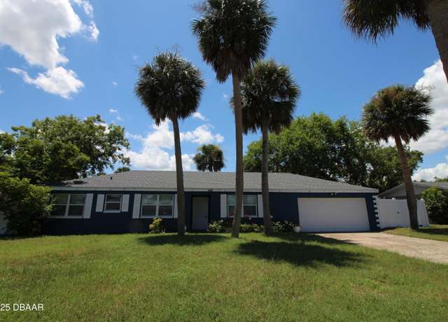 Property at 882 W Coquina Dr, Daytona Beach, FL 32117, 3 beds, 2 baths