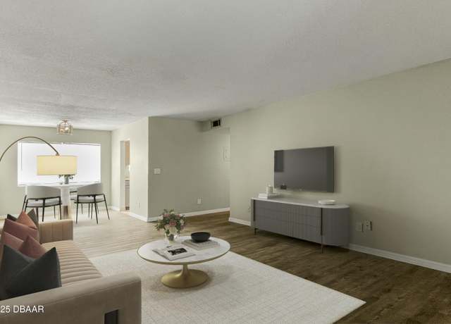 Property at 303 Ridge Blvd #2090, Daytona Beach, FL 32119, 2 beds, 1 bath