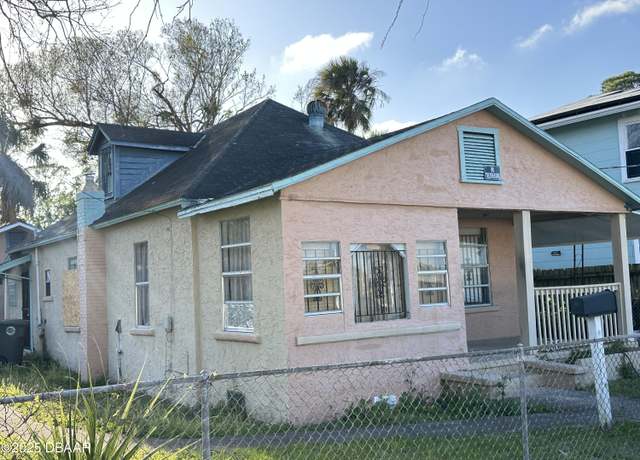 Property at 360 Weaver St, Daytona Beach, FL 32114, 5 beds, 4 baths
