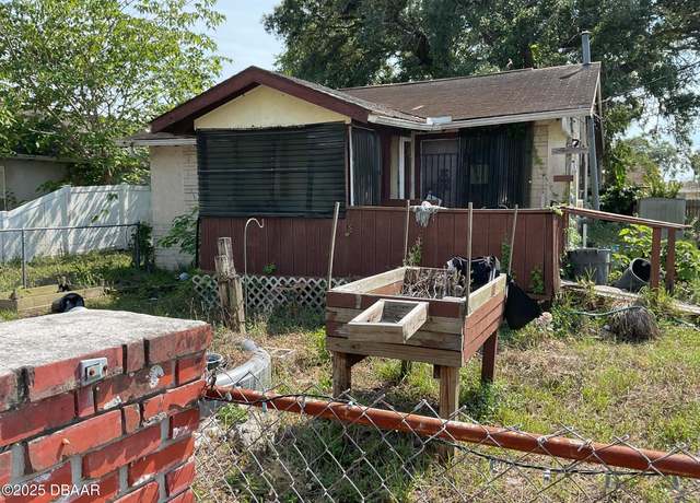 Property at 1226 Bender Ave, Holly Hill, FL 32117, 2 beds, 1 bath