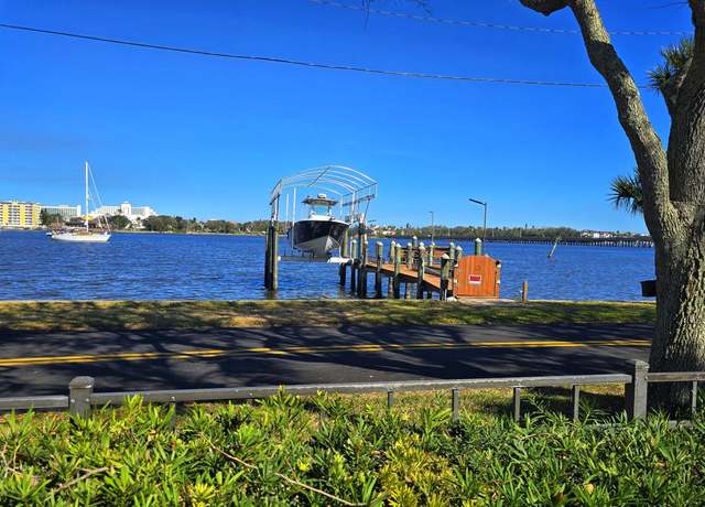 Property at 580 Rio Vista Ave, Daytona Beach, FL 32114, 3 beds, 2 baths