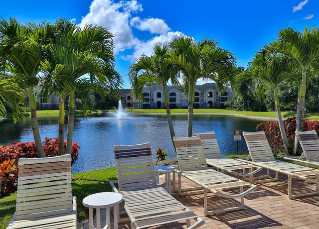 Property at 940 Village Trl Unit 8-205, Port Orange, FL 32127, 2 beds, 2 baths
