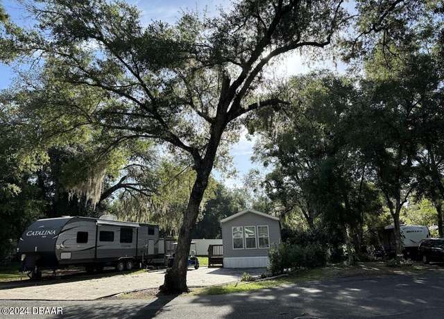 Property at 14365 NE 252nd Lot 123 Court Rd, Salt Springs, FL 32134, 1 bed, 1 bath
