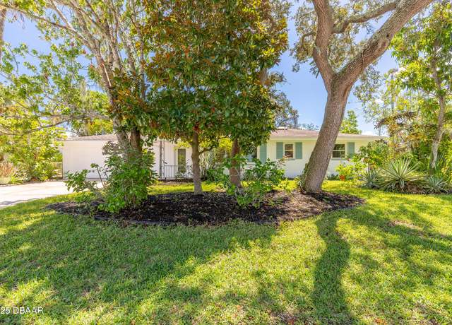 Property at 325 Acacia Dr, Port Orange, FL 32127, 3 beds, 1.5 baths