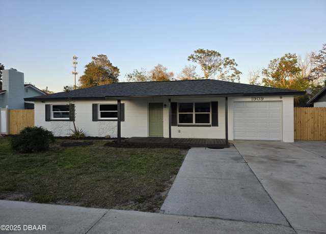 Property at 1909 Nelson Ave, Ormond Beach, FL 32174, 3 beds, 1.5 baths
