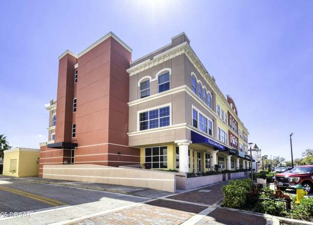 Property at 208 Wall St #205, Daytona Beach, FL 32114, 1 bed, 1 bath