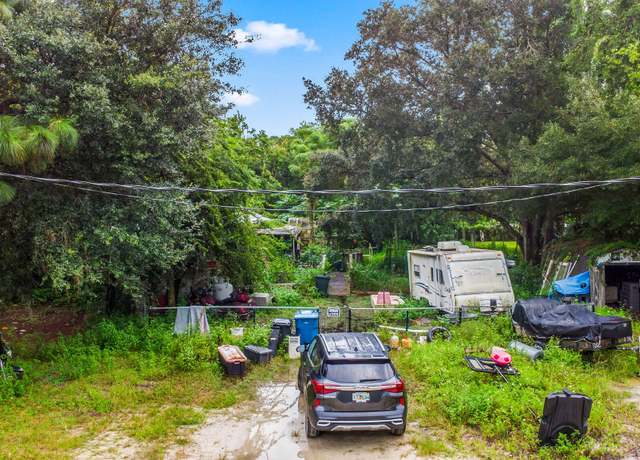Property at 365 Creek Ln, Ormond Beach, FL 32174, 2 beds, 1 bath