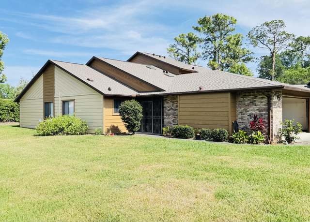 Property at 93 Hay Bale Trl, Ormond Beach, FL 32174, 2 beds, 2 baths