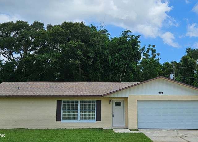 Property at 749 Tumblebrook Dr, Port Orange, FL 32127, 3 beds, 2 baths