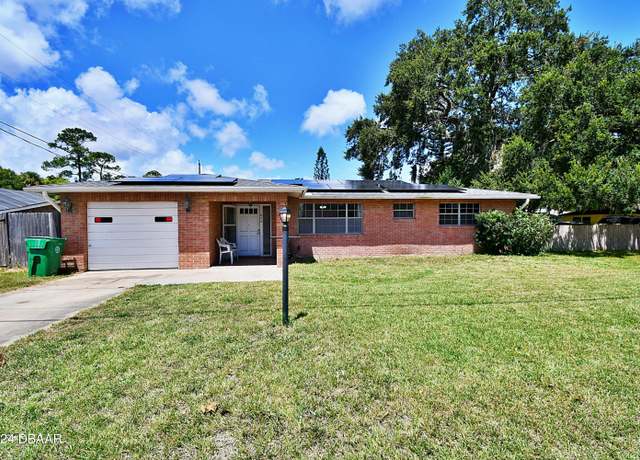 Property at 606 10th St, Daytona Beach, FL 32117, 3 beds, 2 baths