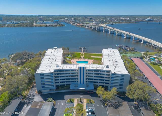 Property at 1224 S Peninsula Dr #222, Daytona Beach, FL 32118, 2 beds, 2 baths