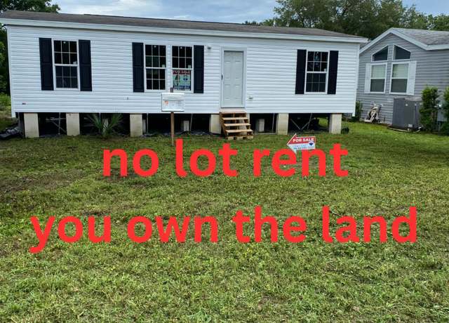 Property at 1367 Vine St, Daytona Beach, FL 32117, 3 beds, 2 baths