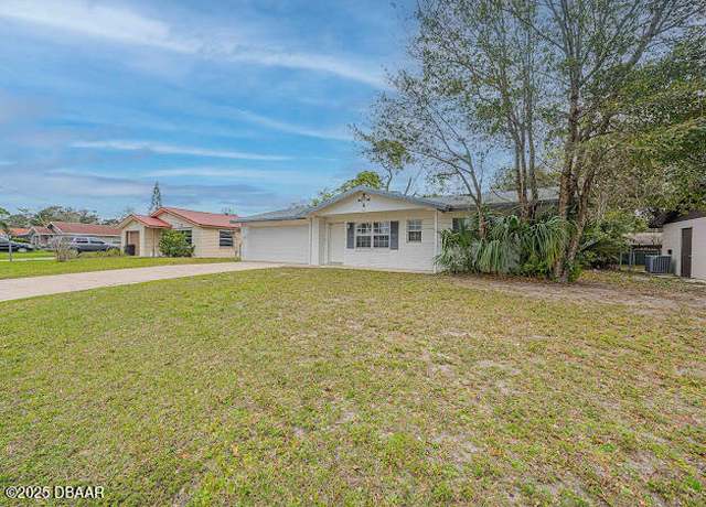 Property at 1022 4th St, Port Orange, FL 32129, 2 beds, 2 baths