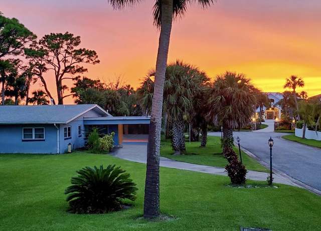 Property at 1619 N Halifax Ave, Daytona Beach, FL 32118, 3 beds, 2.5 baths