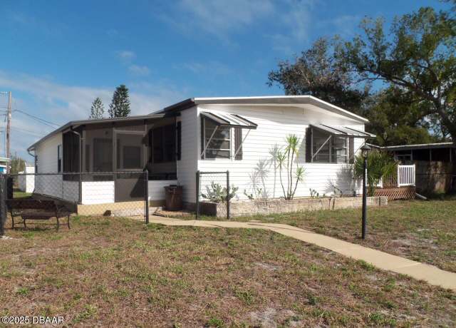 Property at 5477 Pineland Ave, Port Orange, FL 32127, 2 beds, 2 baths
